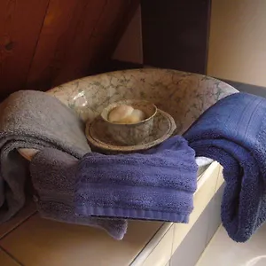https://la-grange-de-coatelan.inbrittany.com