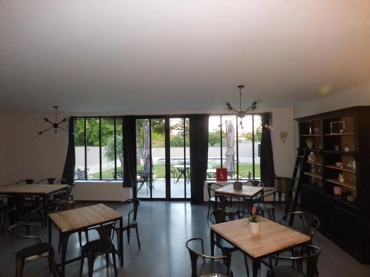 D'Or Les Anges Bed & Breakfast Les Angles   Les Angles (Gard)